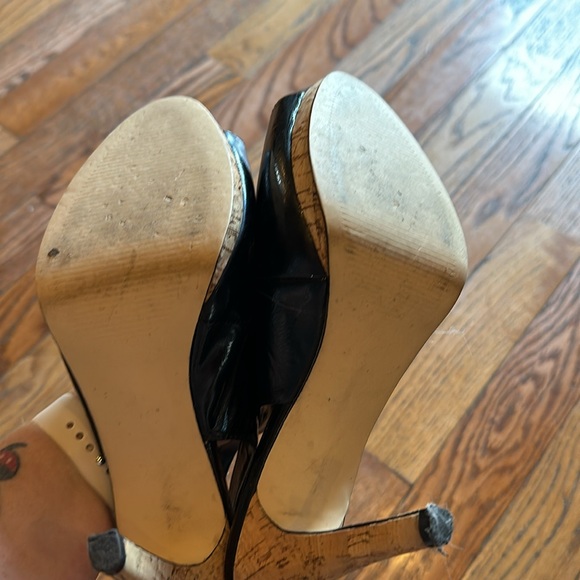 High heel shoes- open toe, black leather - Picture 4 of 4